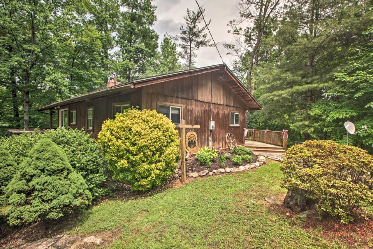 Secluded Stanardsville Cabin With 10 Acres And Hot Tub Екстериор снимка
