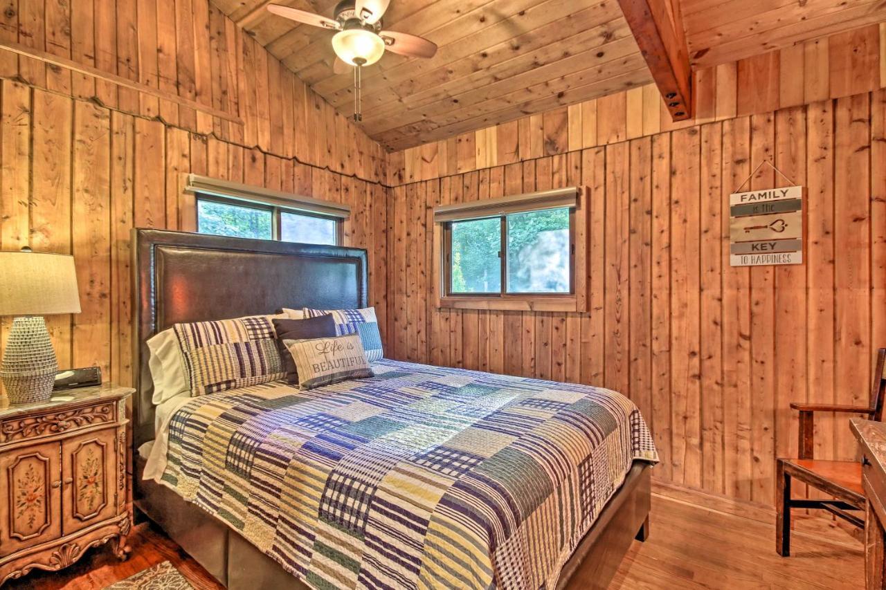 Secluded Stanardsville Cabin With 10 Acres And Hot Tub Екстериор снимка