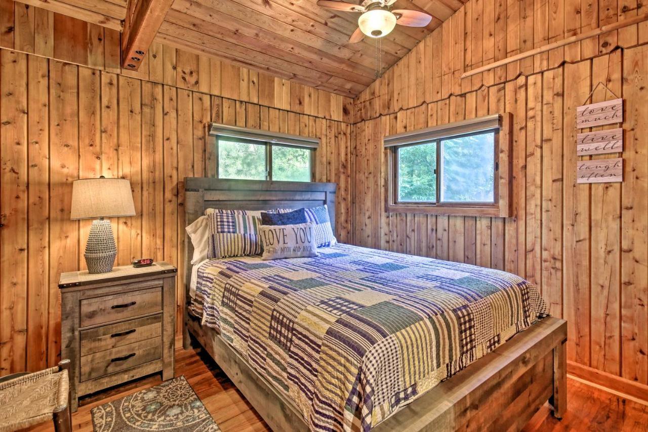 Secluded Stanardsville Cabin With 10 Acres And Hot Tub Екстериор снимка